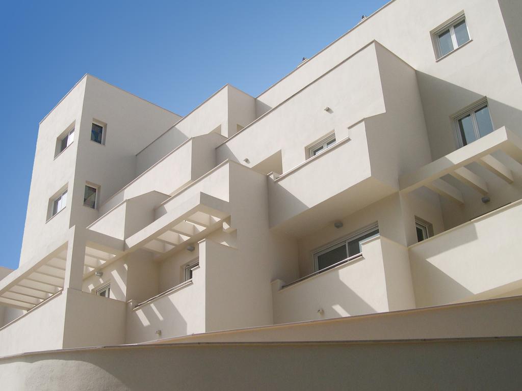 מאלגה Apartamentos Dona Carmen מראה חיצוני תמונה