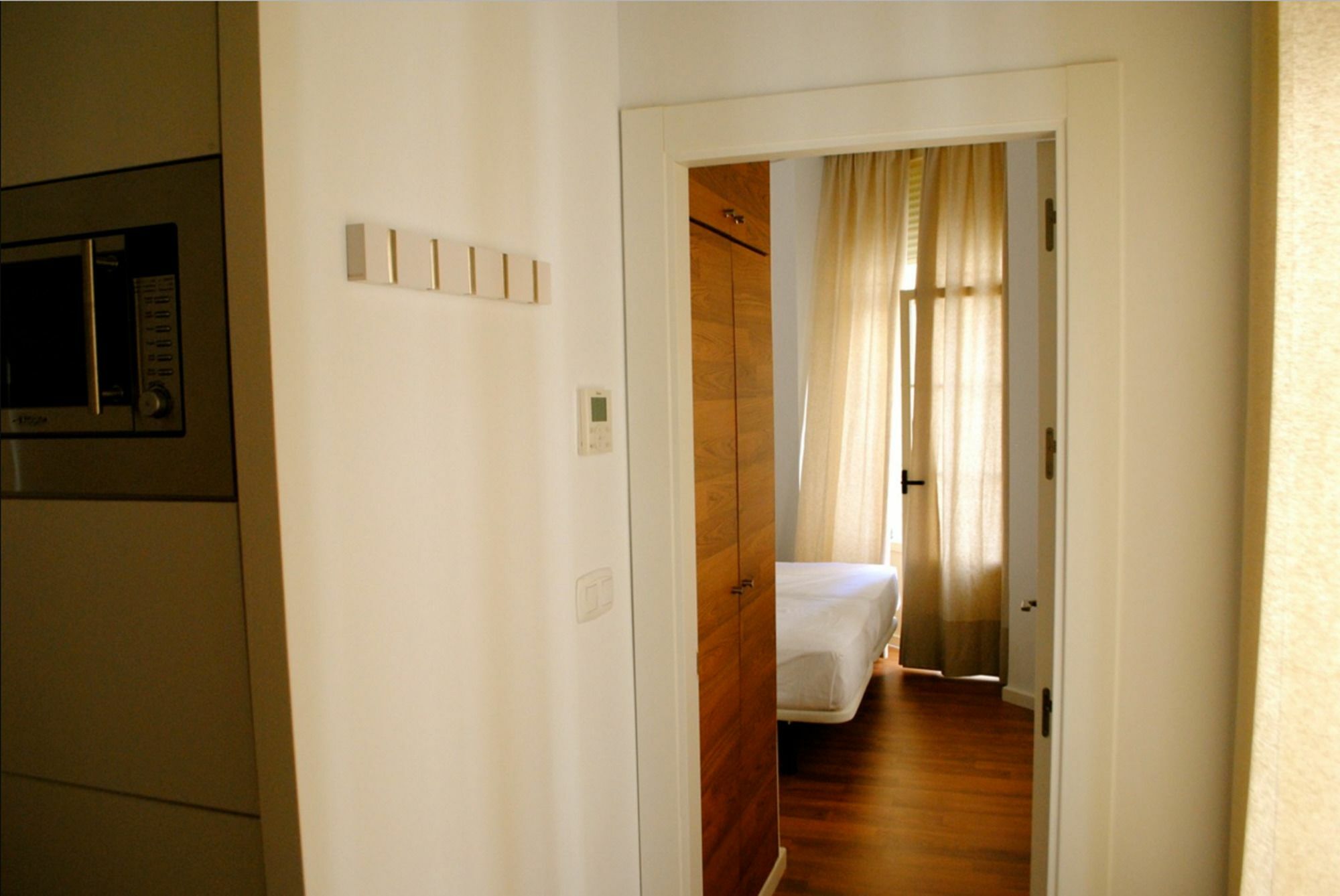 מאלגה Apartamentos Dona Carmen מראה חיצוני תמונה