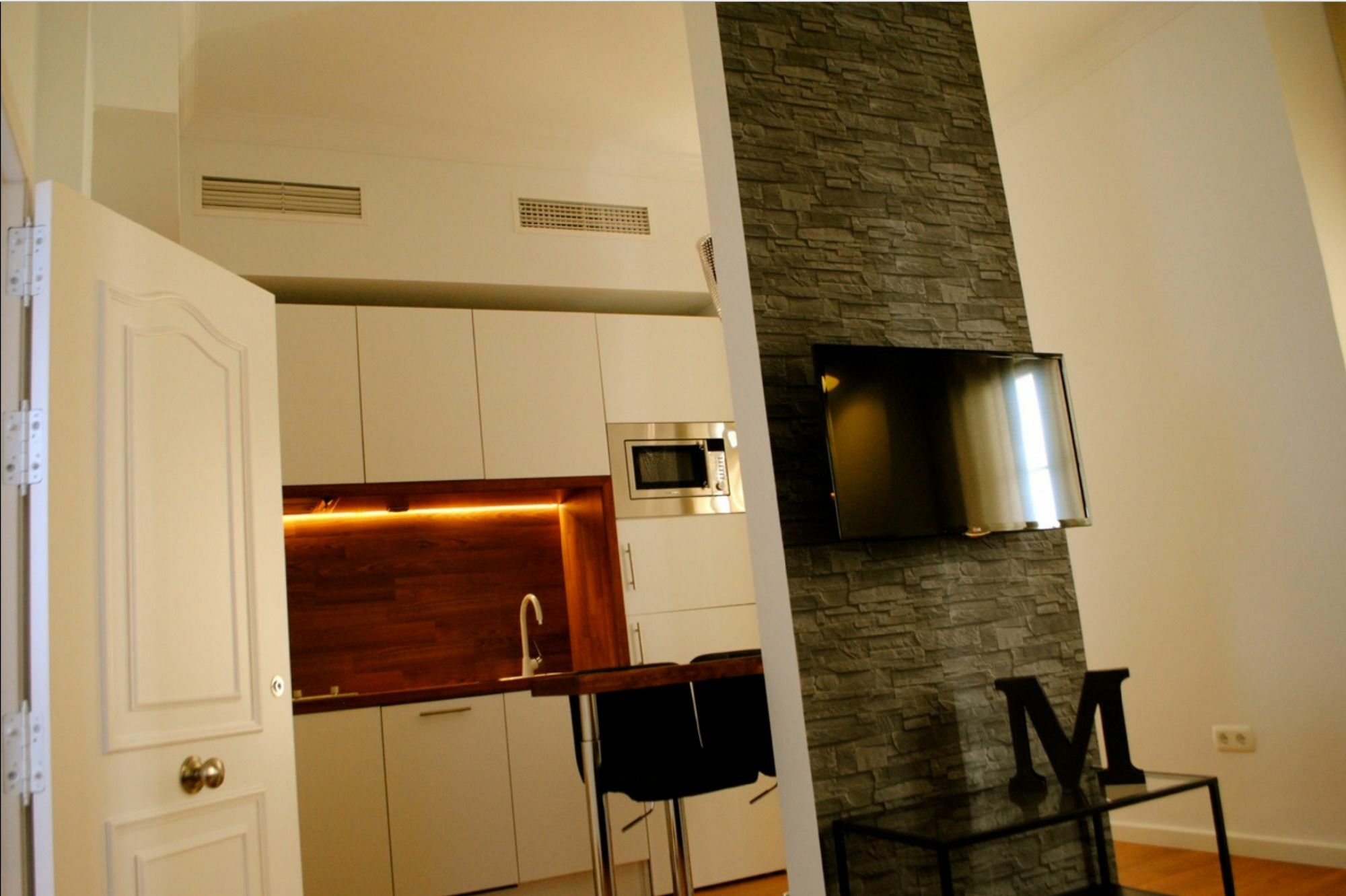 מאלגה Apartamentos Dona Carmen מראה חיצוני תמונה